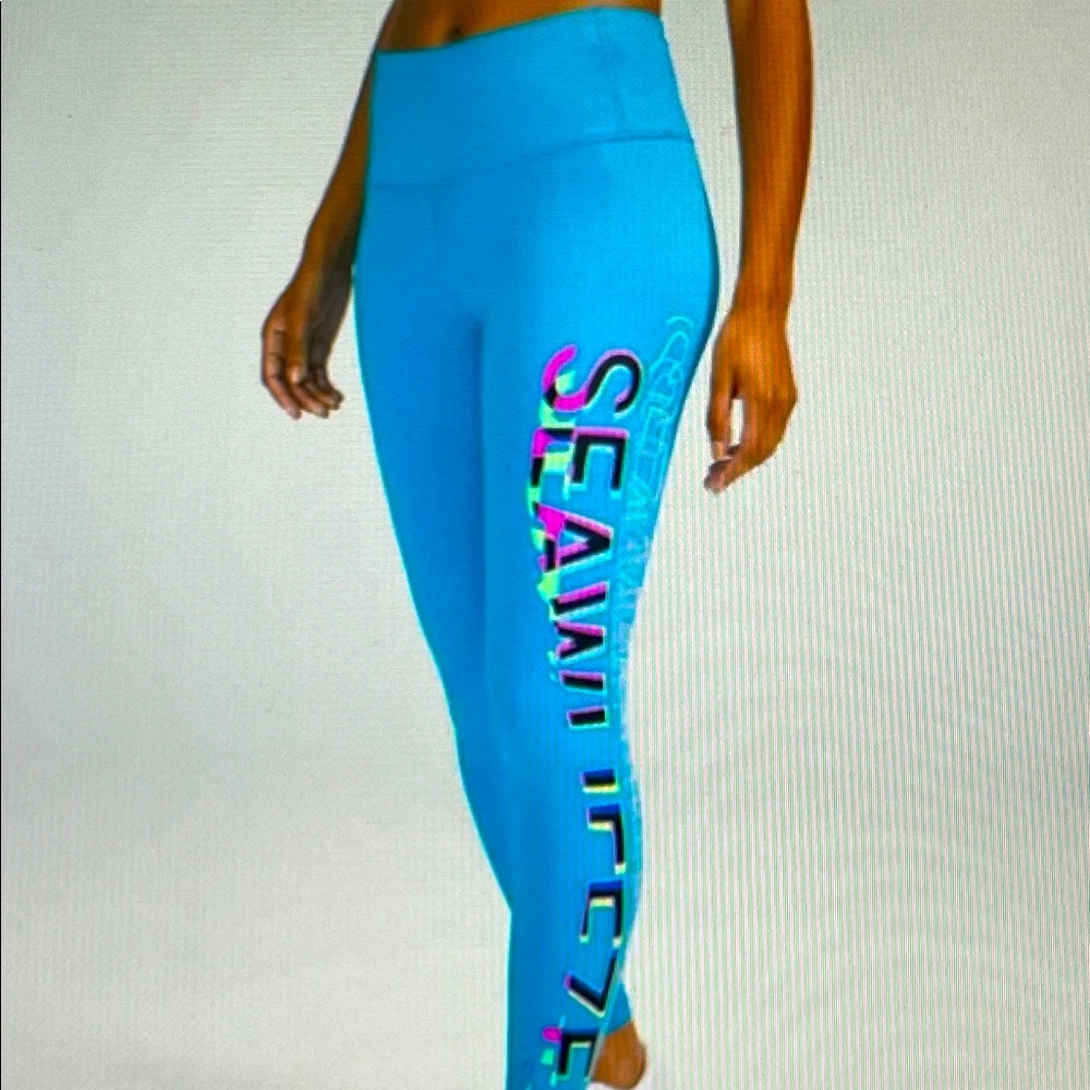 LuLulemon Women’s Size 6 Turquoise Speed Wunder Mid-Rise Seawheeze Tight